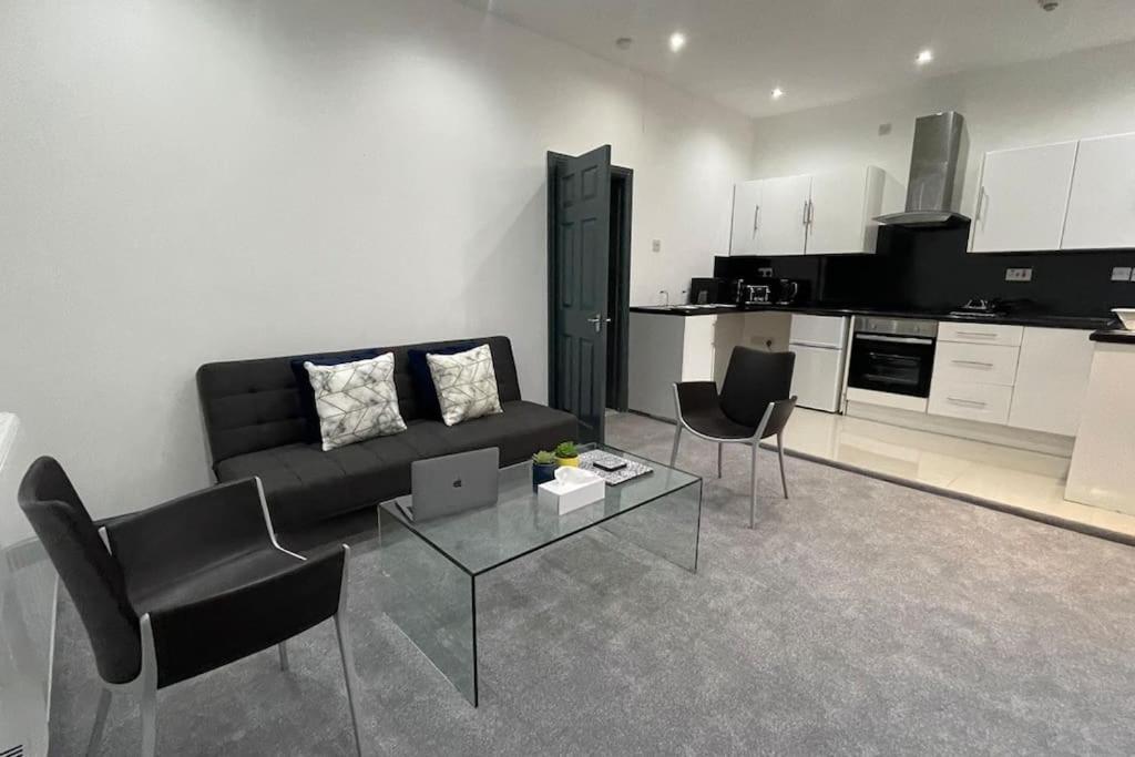 Suite 1- Luxury 1 Bed Apt- Leicester City- Free Parking Bagian luar foto