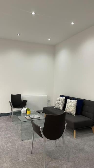 Suite 1- Luxury 1 Bed Apt- Leicester City- Free Parking Bagian luar foto